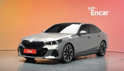 BMW 5-Series 2025, 3.0 л, 15 368 км — купить с аукциона Кореи