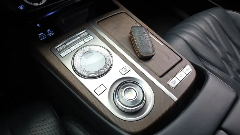 Genesis Electrified G80