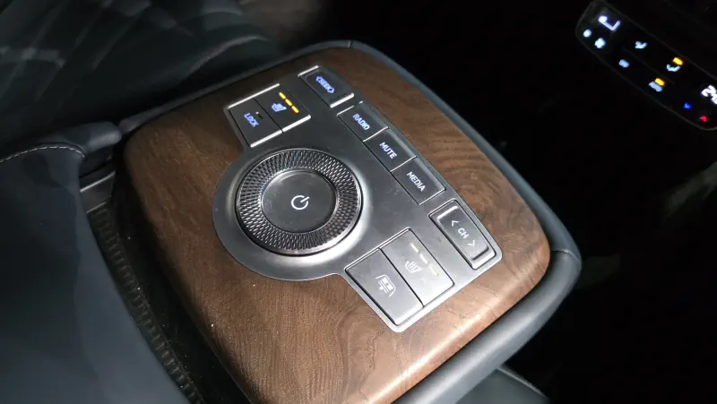 Genesis Electrified G80