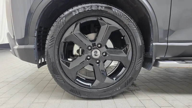 SsangYong Rexton Sports