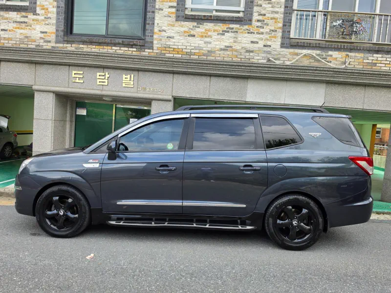 SsangYong Korando Turismo