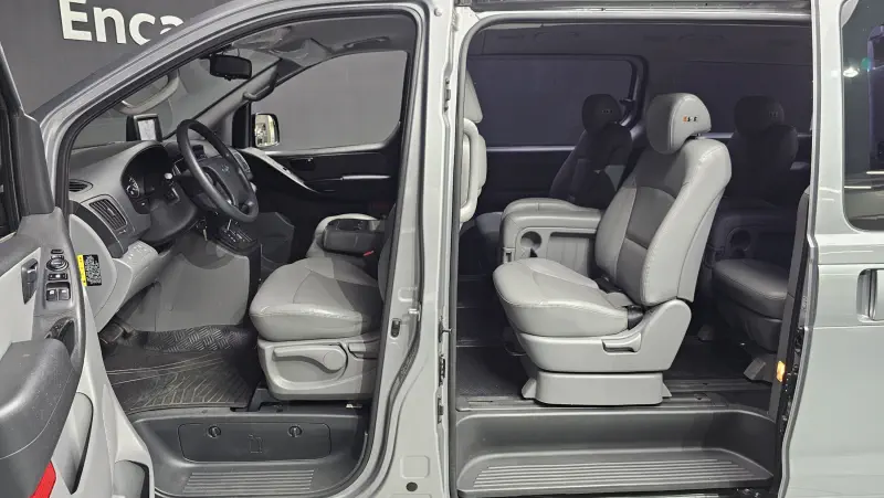 Hyundai Grand Starex