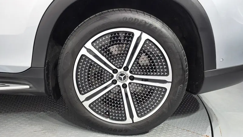 Mercedes-Benz EQS SUV
