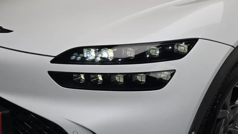 Genesis GV60