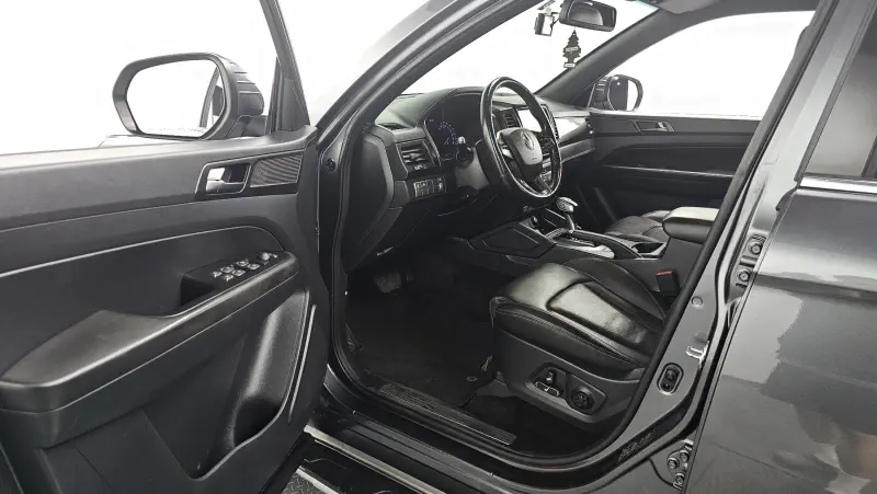 SsangYong Rexton Sports