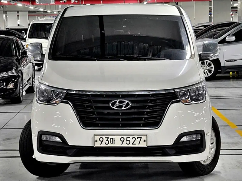 Hyundai Grand Starex