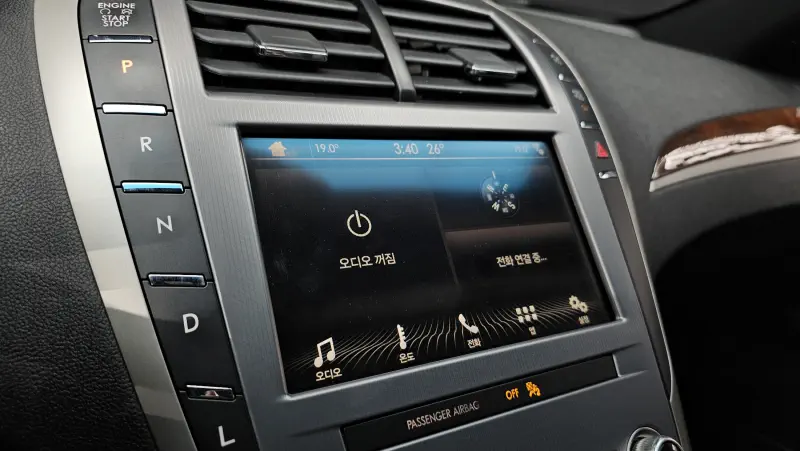 Lincoln Mkz