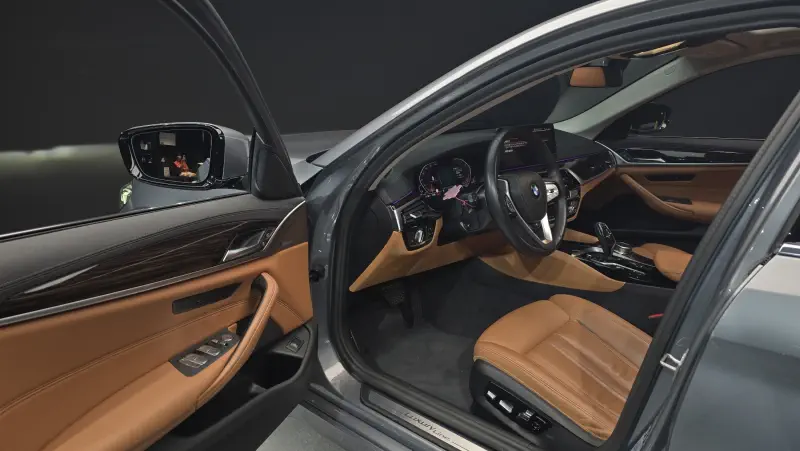 BMW 5-Series