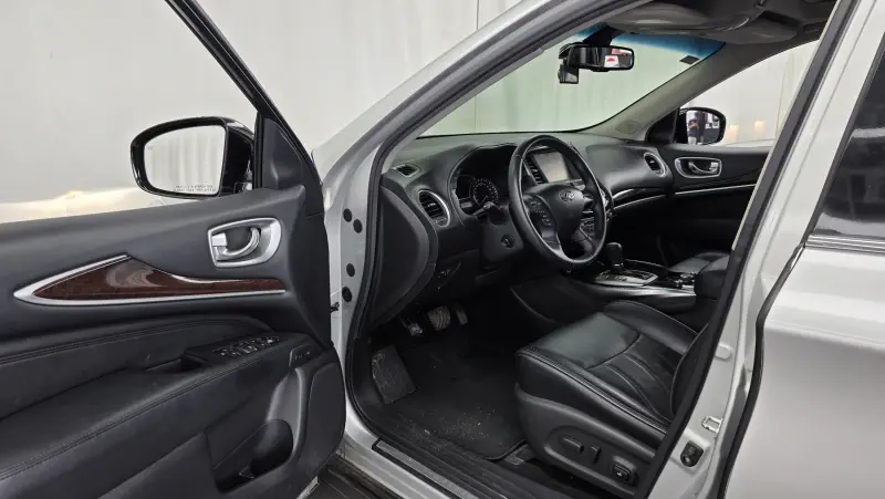 Infiniti JX35