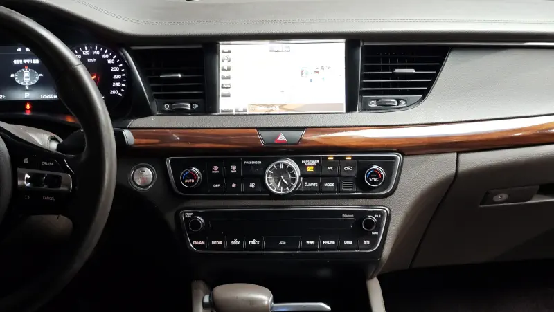 Kia K7