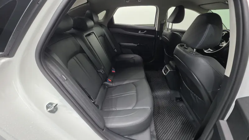 Купить Kia K5 Jeonbuk из Кореи