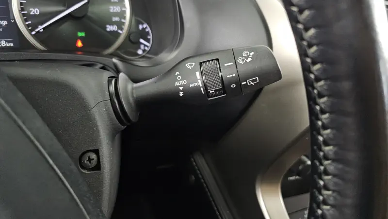 Lexus NX300h
