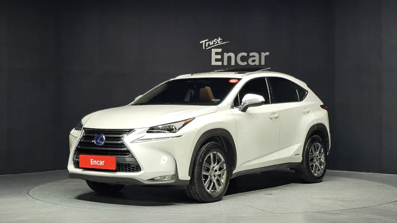 Lexus NX300h