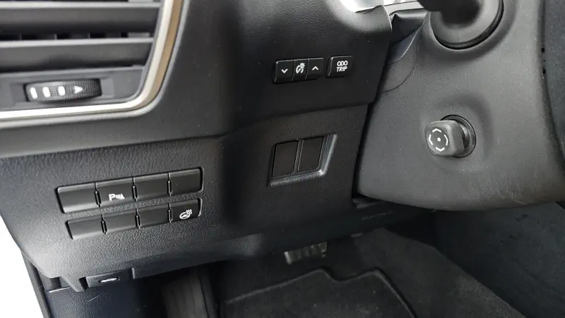 Lexus NX300h
