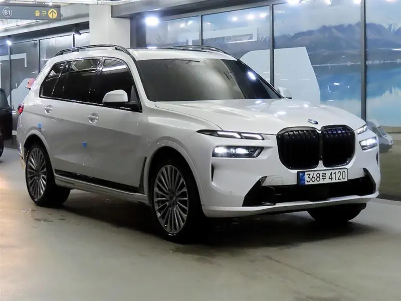 BMW X7