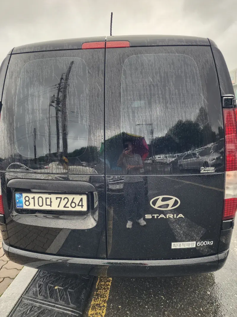 Hyundai Staria
