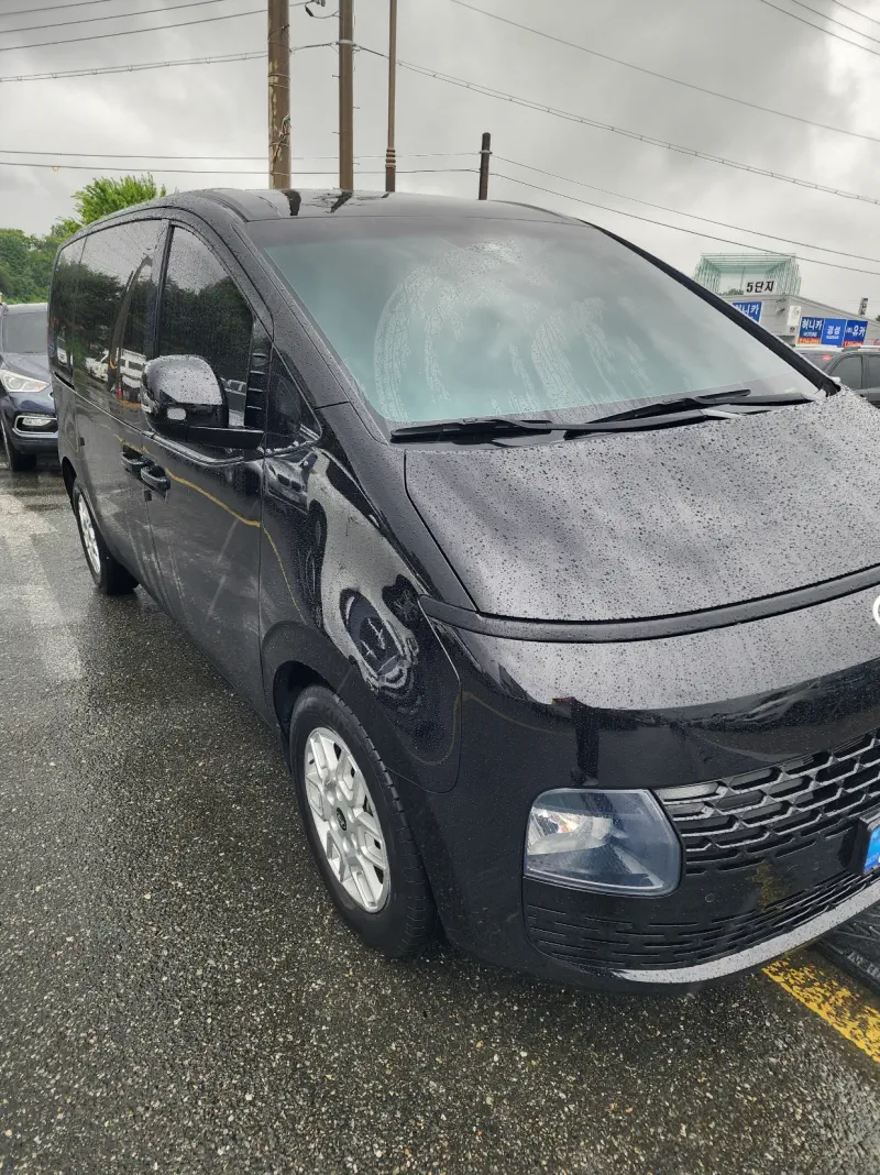 Hyundai Staria