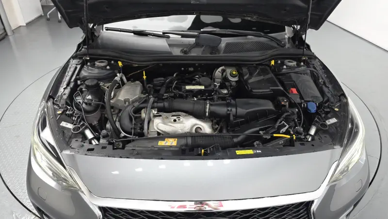 Infiniti Q30