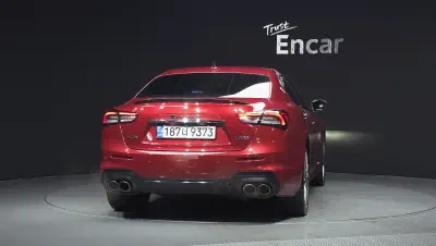 Maserati Ghibli
