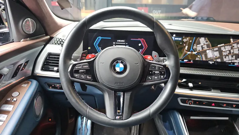 BMW XM