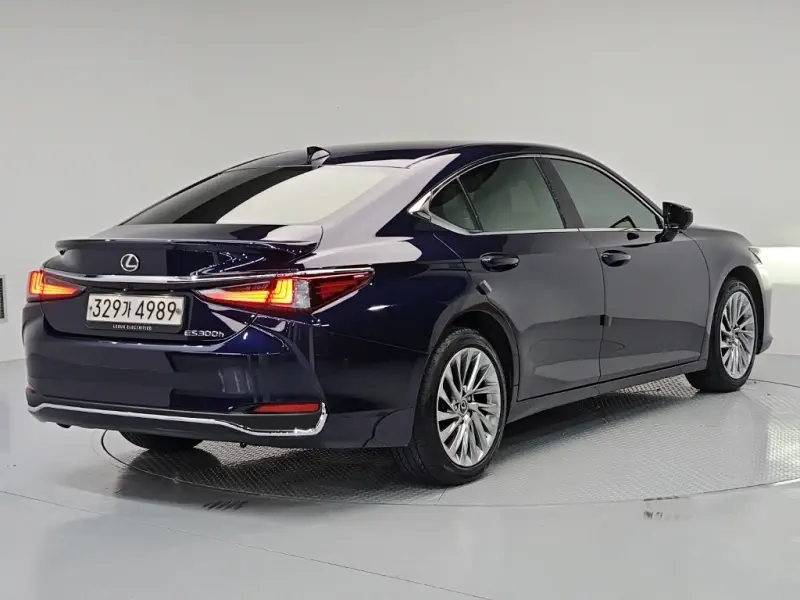 Lexus ES300h