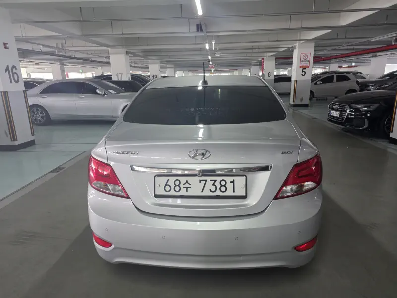 Hyundai Accent