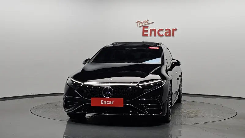 Mercedes-Benz EQS