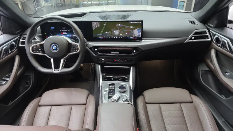 BMW i4