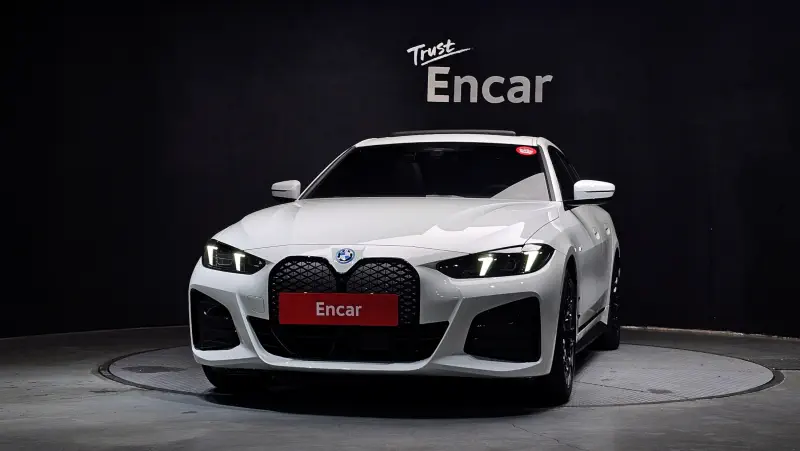 BMW i4