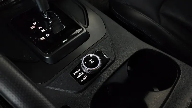 SsangYong Rexton Sports Khan