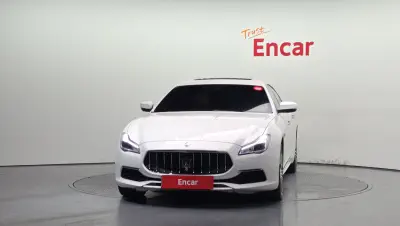 Maserati Quattroporte