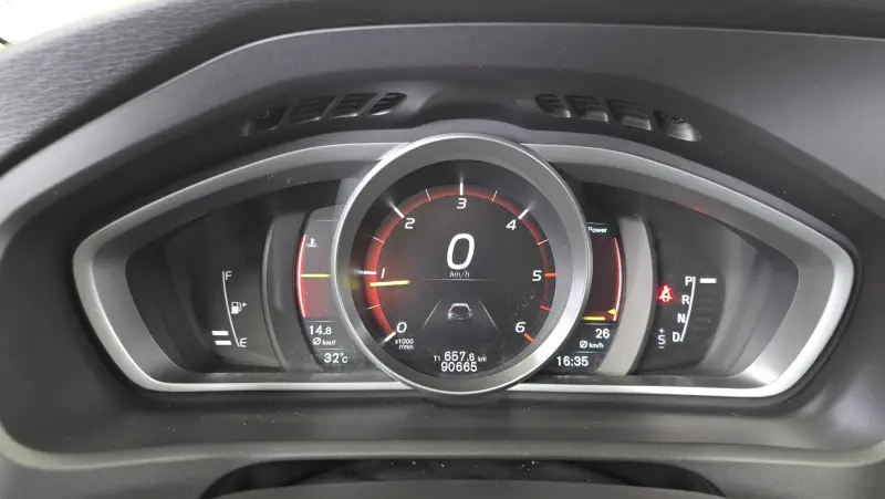 Volvo V40