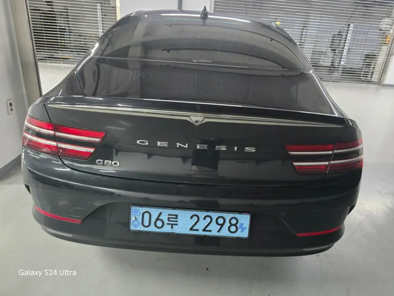 Genesis Electrified G80