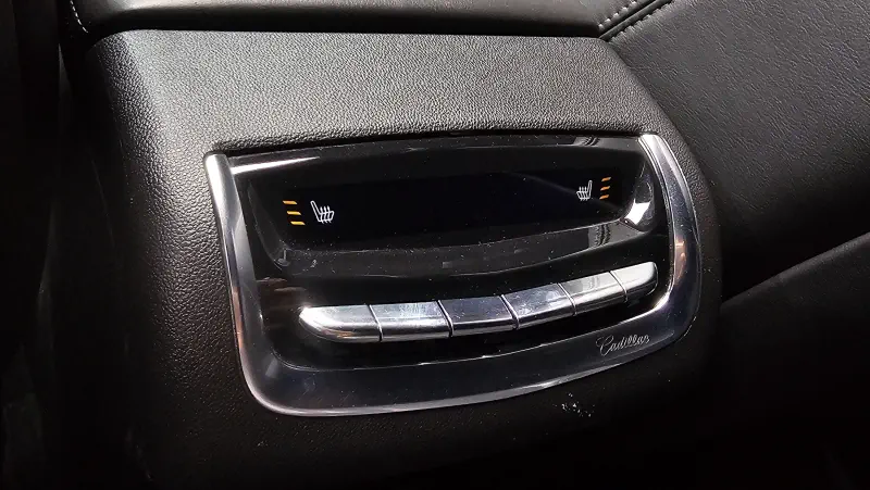 Cadillac XT6