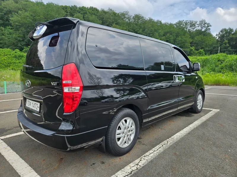 Hyundai Grand Starex