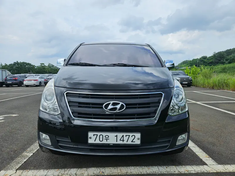 Hyundai Grand Starex