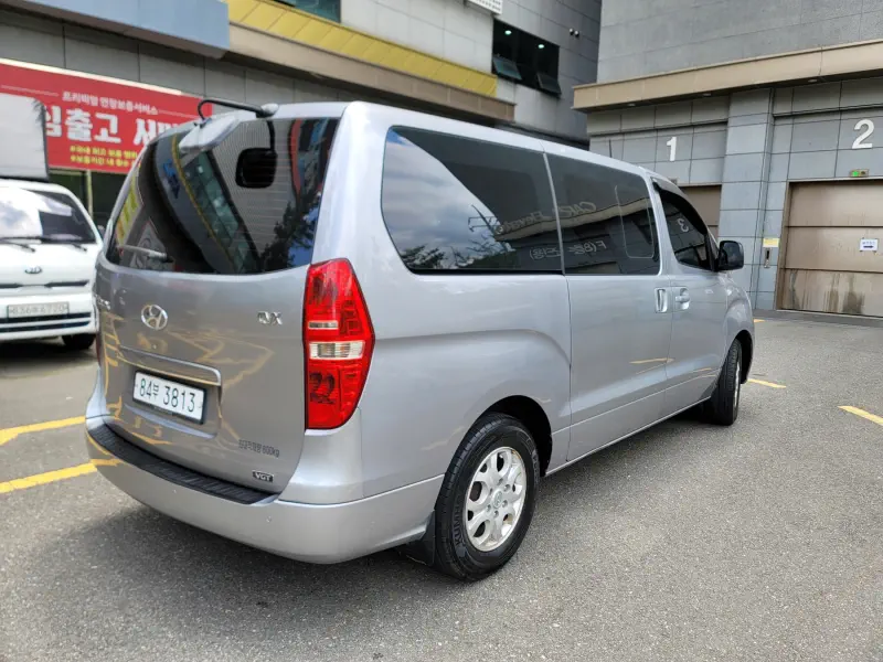 Hyundai Grand Starex