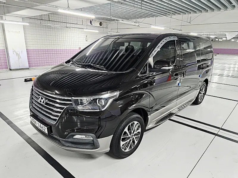 Hyundai Grand Starex