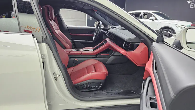 Porsche Taycan