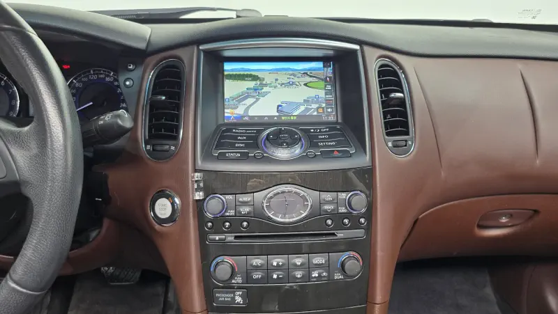 Infiniti QX50