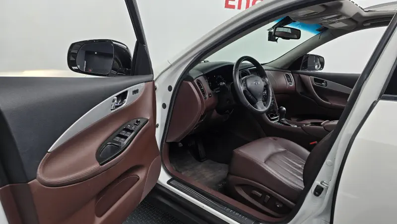 Infiniti QX50