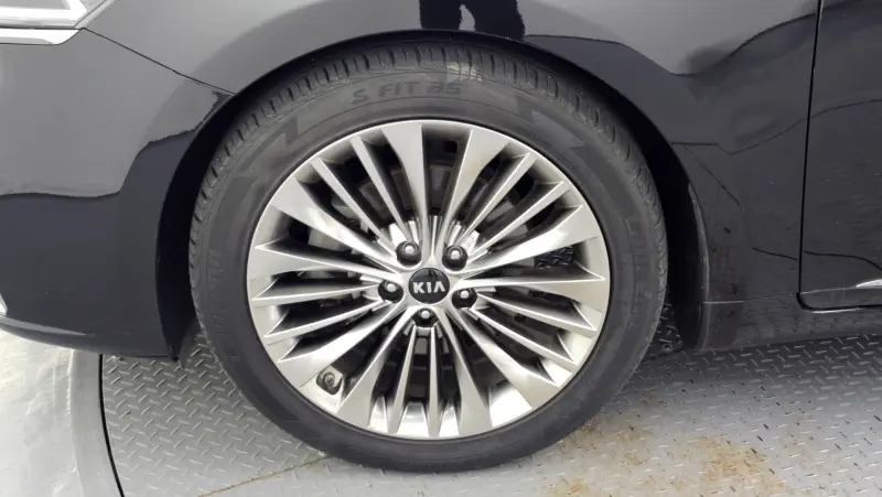 Купить Kia K7 Gwangju из Кореи