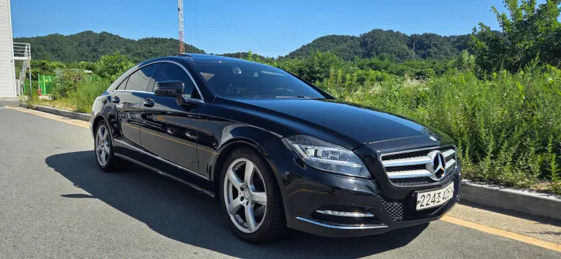 Mercedes-Benz CLS-Class