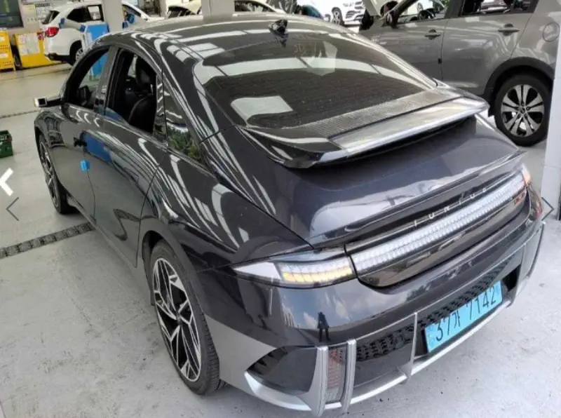 Hyundai Ioniq 6