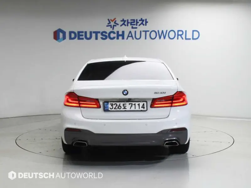 BMW 5-Series