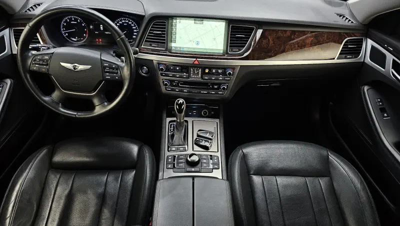 Hyundai Genesis