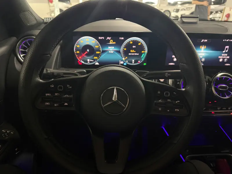 Mercedes-Benz GLB-Class