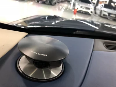 Astonmartin DB11