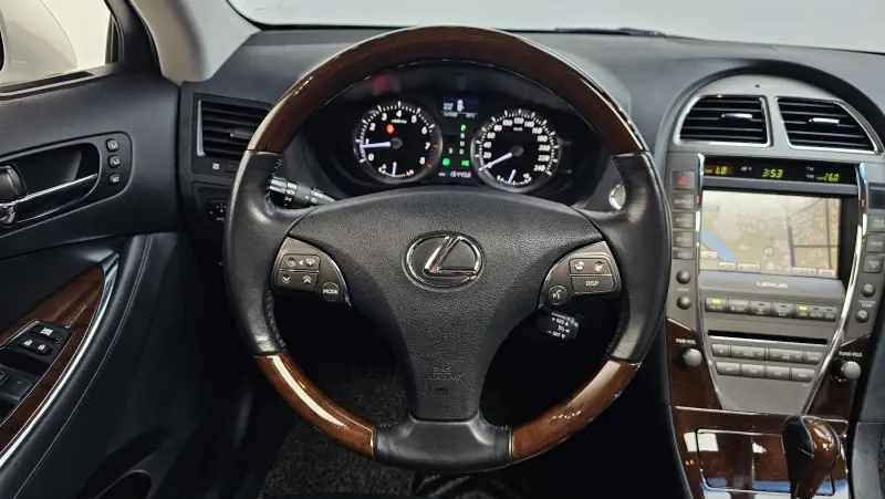 Lexus ES350