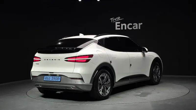 Genesis GV60